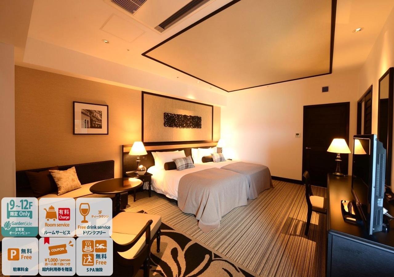 Hotel Monterey Okinawa Spa & Resort Onna Exterior foto Deluxe Room